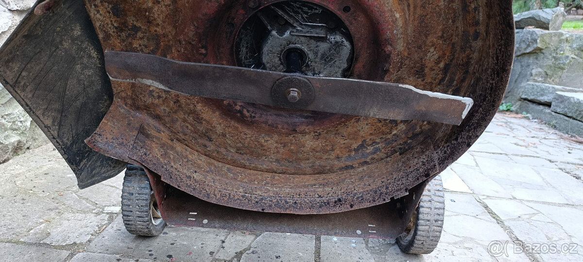 Benzínová sekačka Murray USA - 5