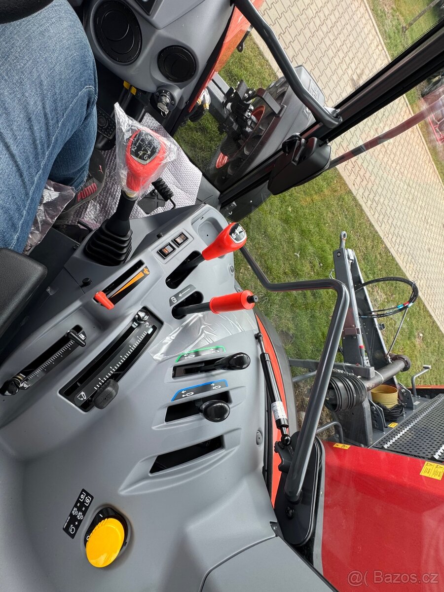 Kubota M4073 - 5