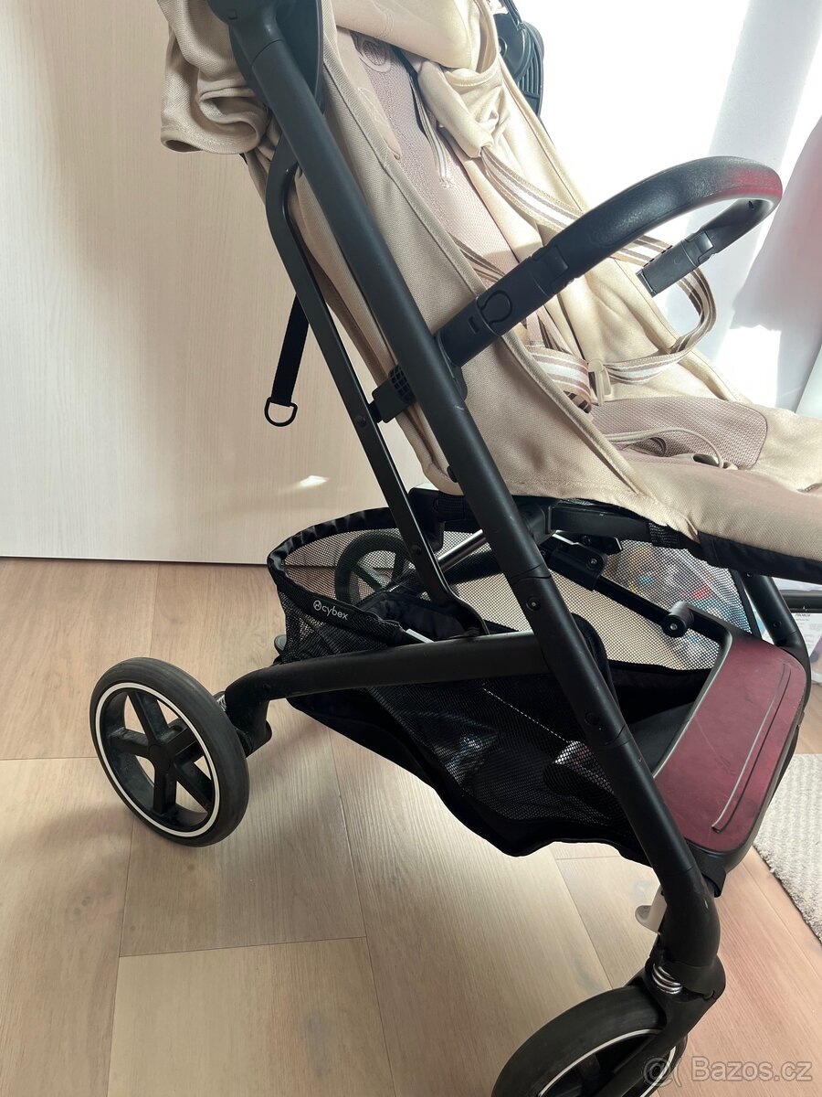 Cestovní kočárek Cybex Beezy - 5