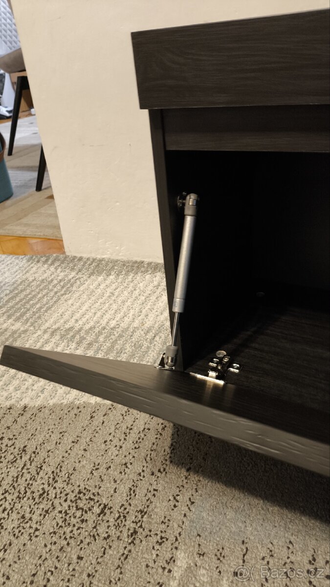 Černá skříňka nová (při přepravě jemně poškozena) - 5