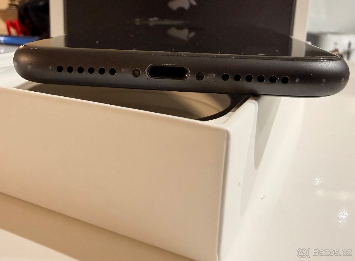 iPhone 11 64GB, baterie 100%, plně funkční - 5
