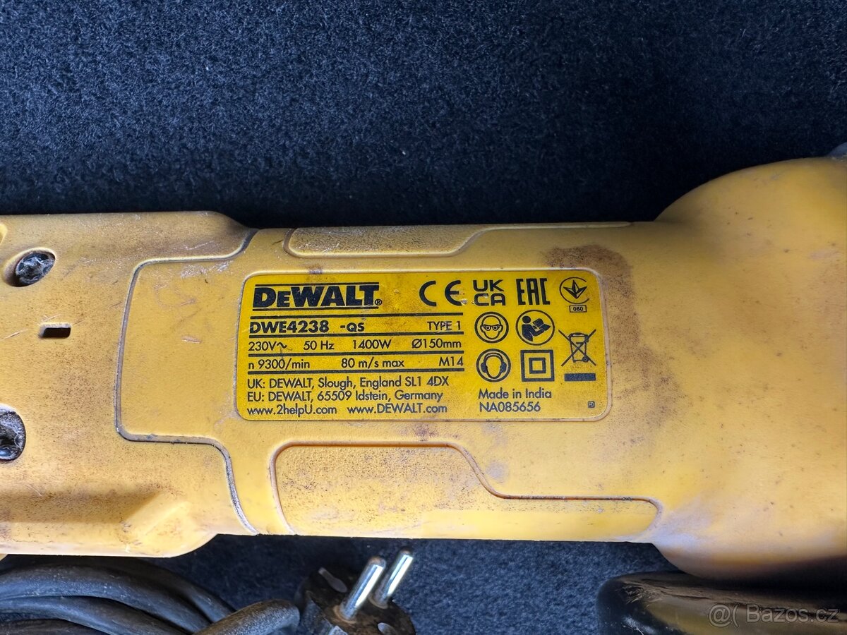 Bruska DeWALT DWE4238 - 5