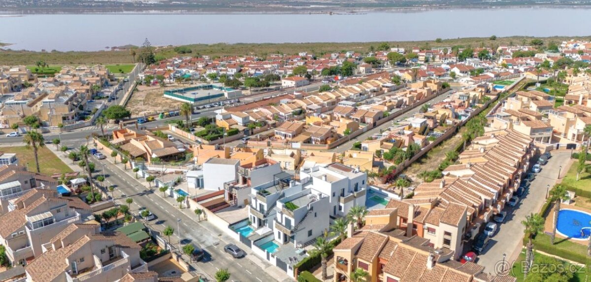 TOP NABÍDKA Moderně zařízený dvoupodlažní dům 4+kk (106 m²) - 5