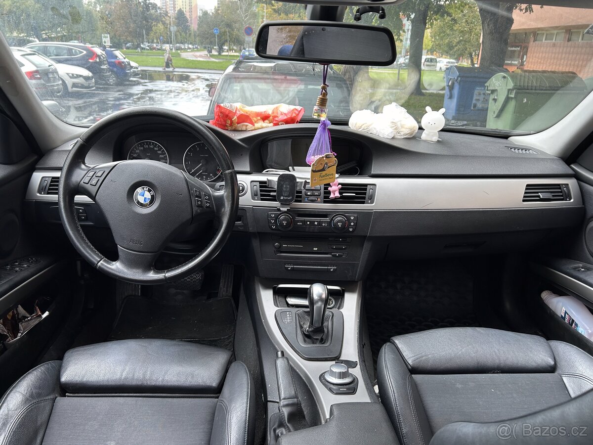 BMW E90 325i 2006 náhradní díly - 5