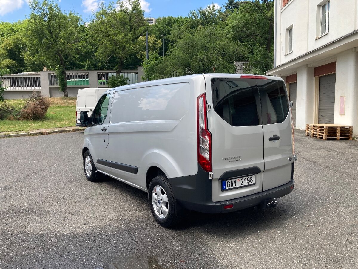 Ford Transit Custom 2.2TDCi 74kW L1H1 Tažné Alu16" - 5