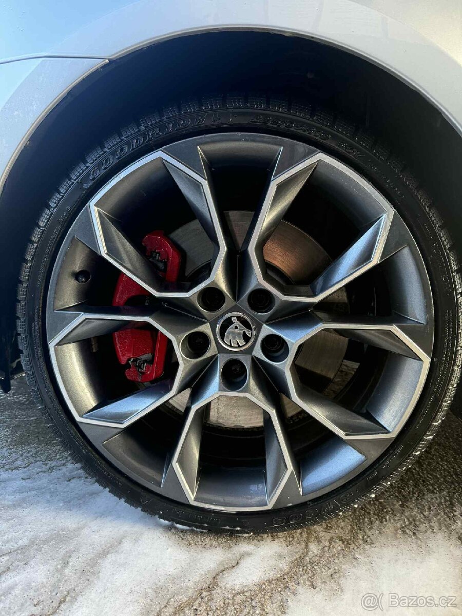 Škoda Octavia 3 RS combi 2.0 TDI - 5