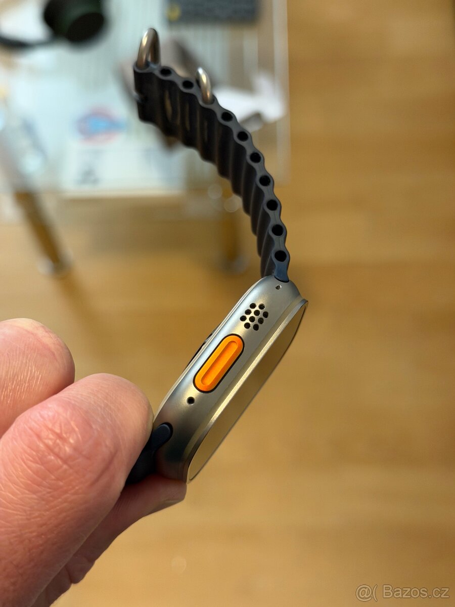 Apple Watch Ultra 2 - 5