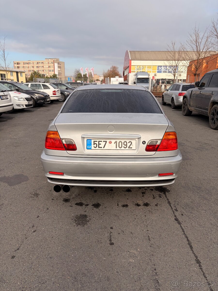 BMW E46 323i coupe - 5