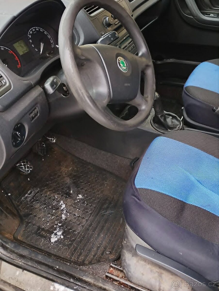 Škoda Roomster 1,2 HTP benzín - 5