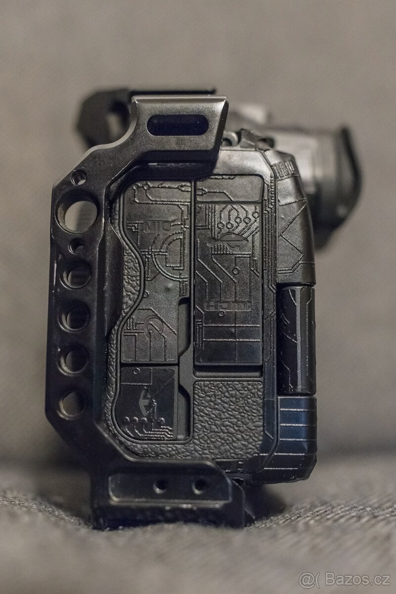 Canon EOS R5 + Smallrig klec - 5