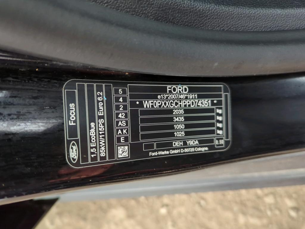 FORD FOCUS KOMBI 1,5 TDCI TITANIUM AUTOMAT - 5