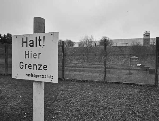 plechová cedule: Stůj Hranice - 5