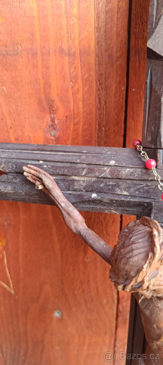 Dřevěná socha Krista z roku 1890 - 5