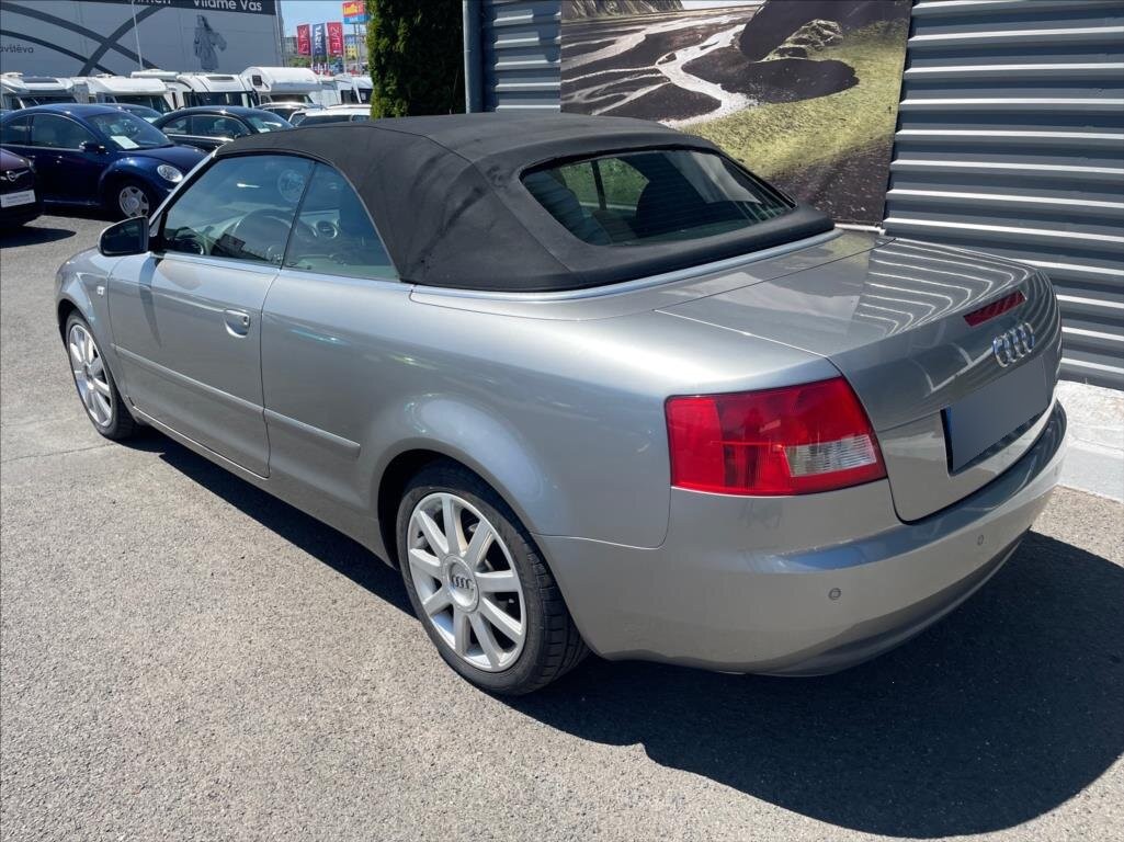 Audi A4 2,5 (2003) - 5