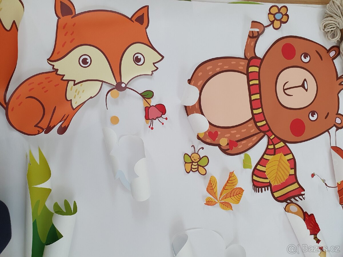 Monitor dechu + 2x postýlka, prostěradla, samolepky na zed - 5