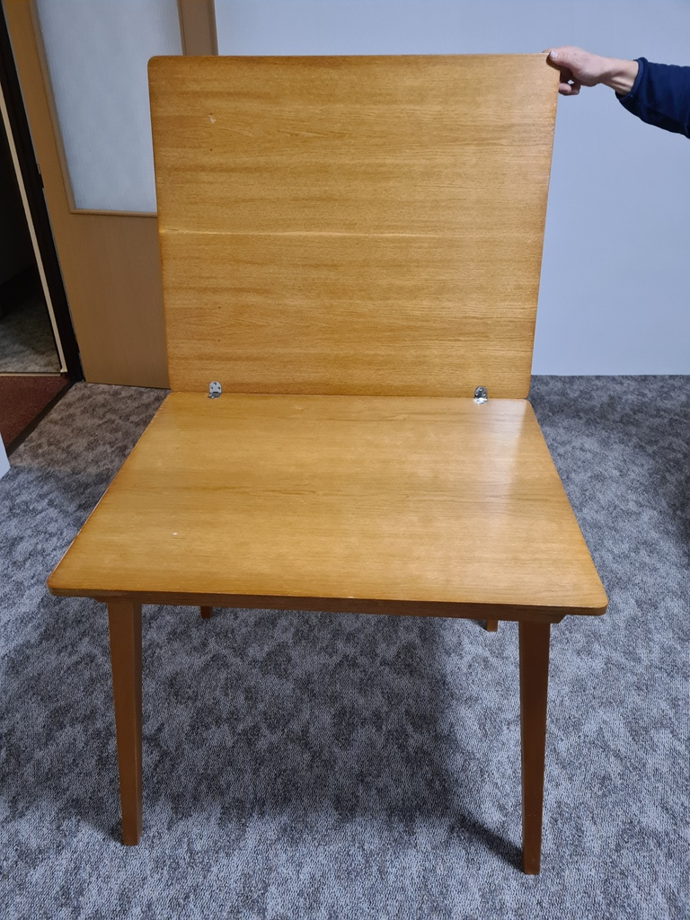 Stůl 90 cm x 75 cm - 5