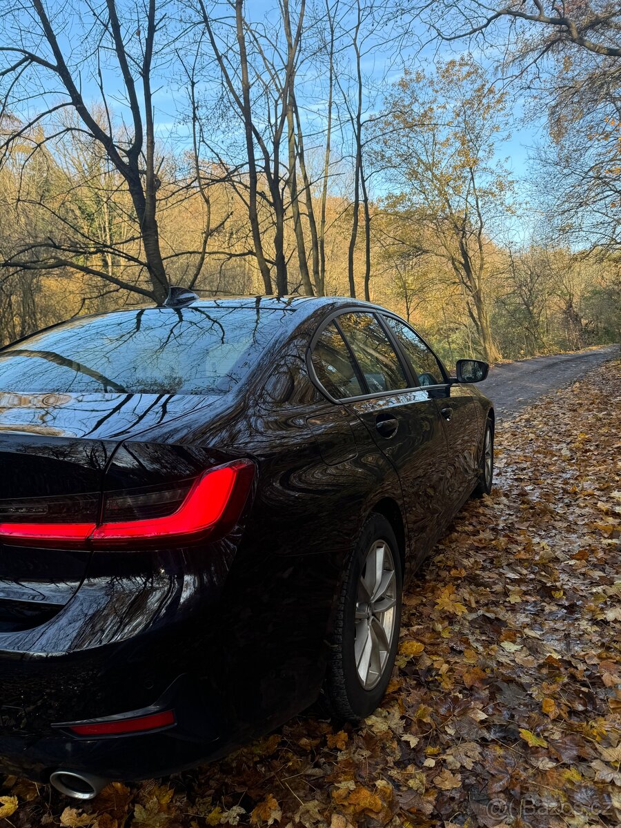 BMW 320d xDrive ČR/světlý interiér/po servisu - 5