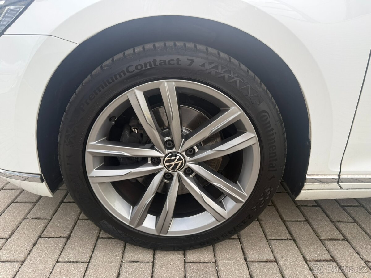 VW PASSAT B8 2.0 TDi MATRIX VIRTUAL KAMERA TAŽNÉ - 5