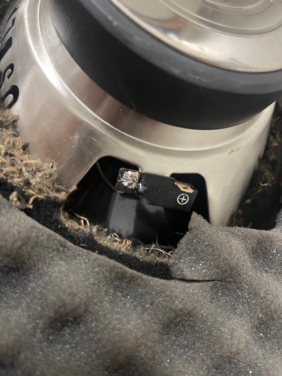 Golf 4 plato s reproduktory - 5