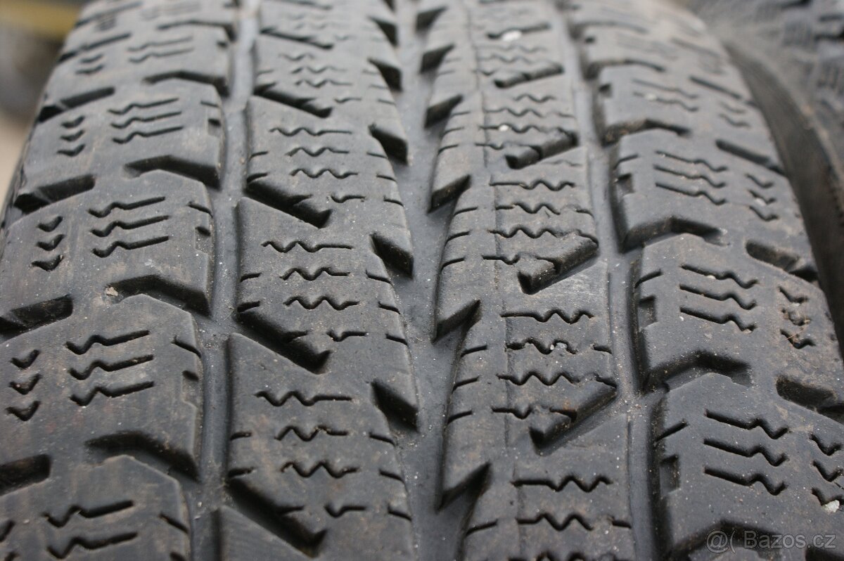 4x zimni pneu UNIROYAL Snow Max 2 205/65 R16C 107/105T - 5