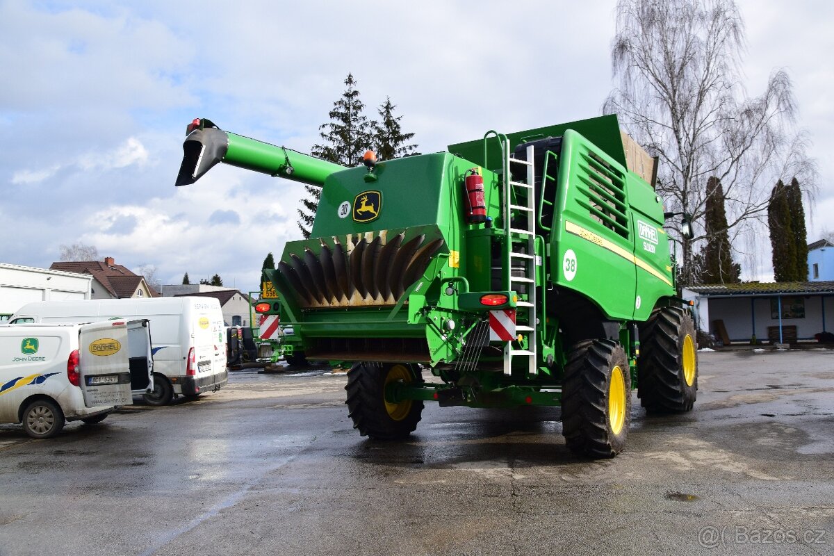 Sklízecí mlátička John Deere T660 HM č.38 - 5