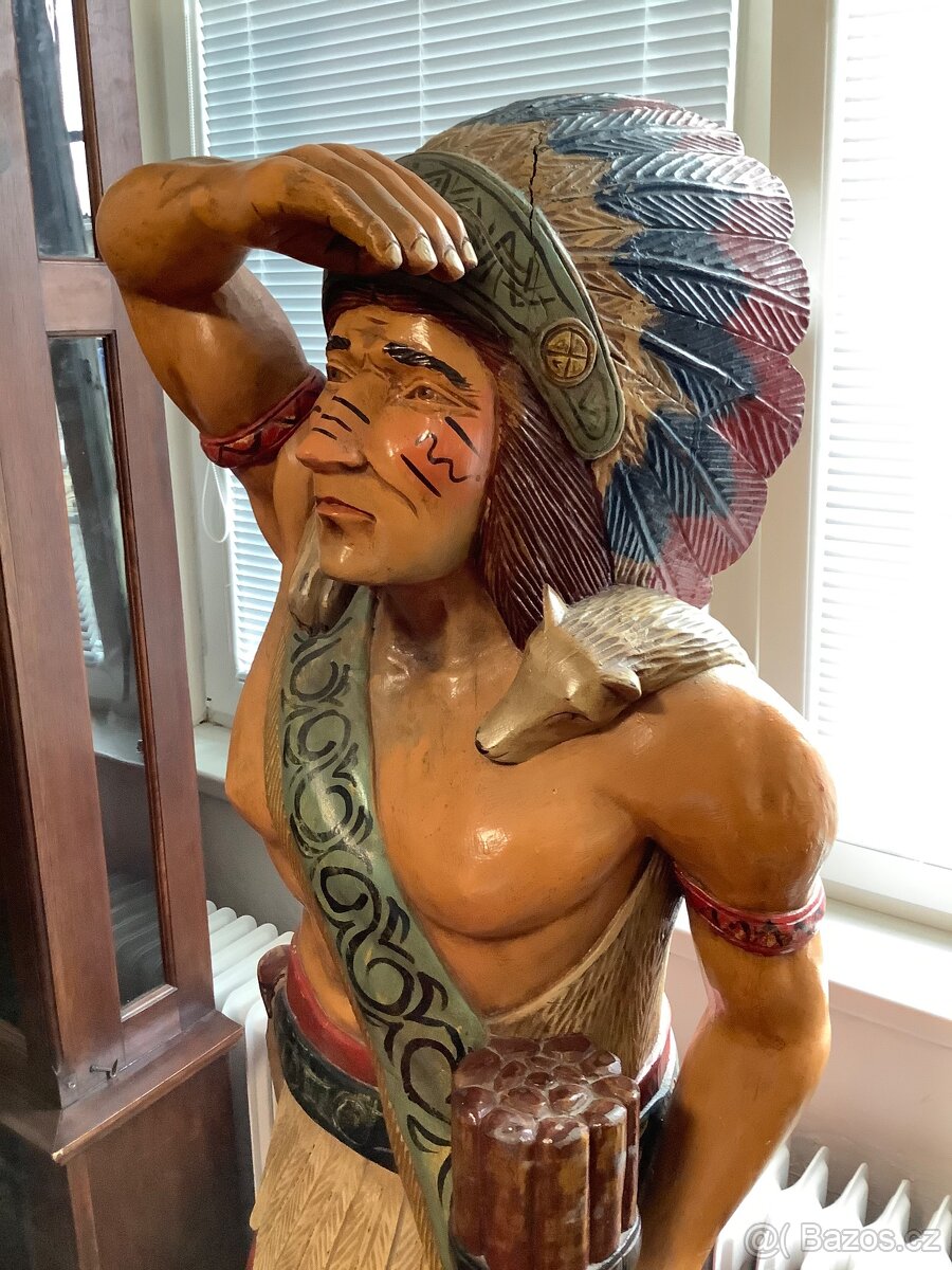 Stará dřevěná socha Indiána 180cm - 5