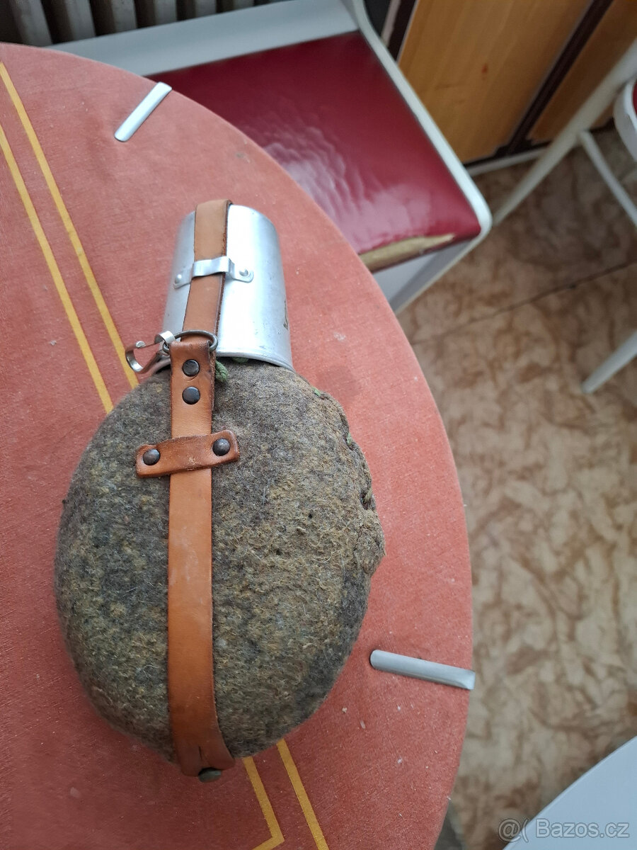 Prodám starší vojenské věci - 5