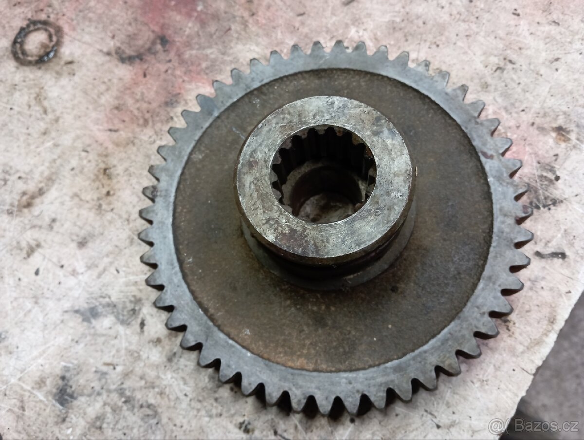 Skříň předního náhonu zetor - 5