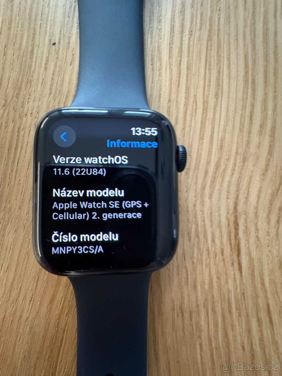 Apple Watch SE(GPS + Cellular) 2.generace, 44mm, temně inkou - 5
