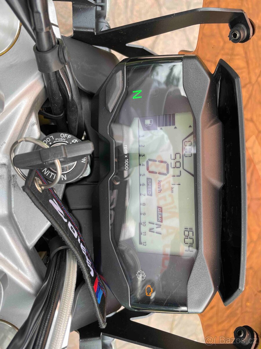 BMW g310r - 5