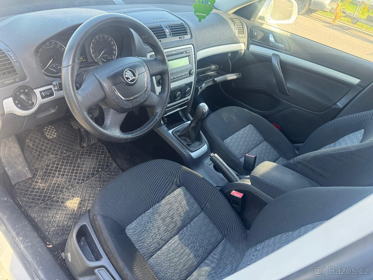 Škoda Octavia 2 tdi - 5