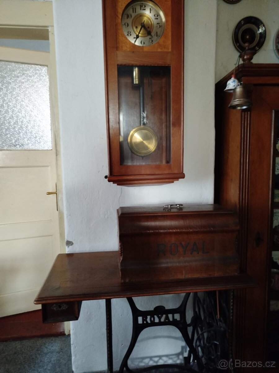 Starožitný nábytek - 5