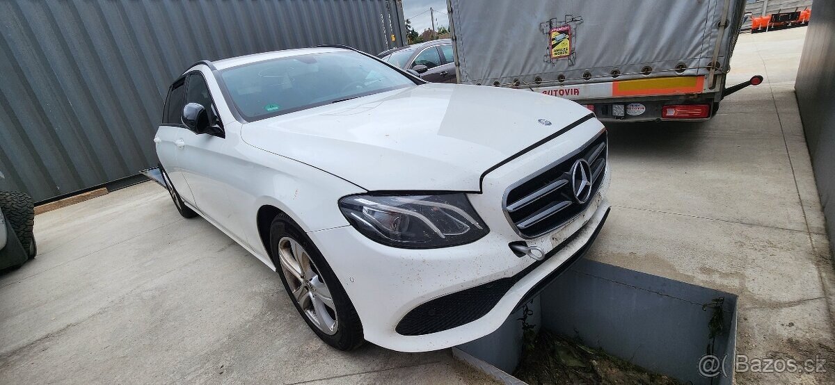 rozprodam Mercedes W213 220d - 5