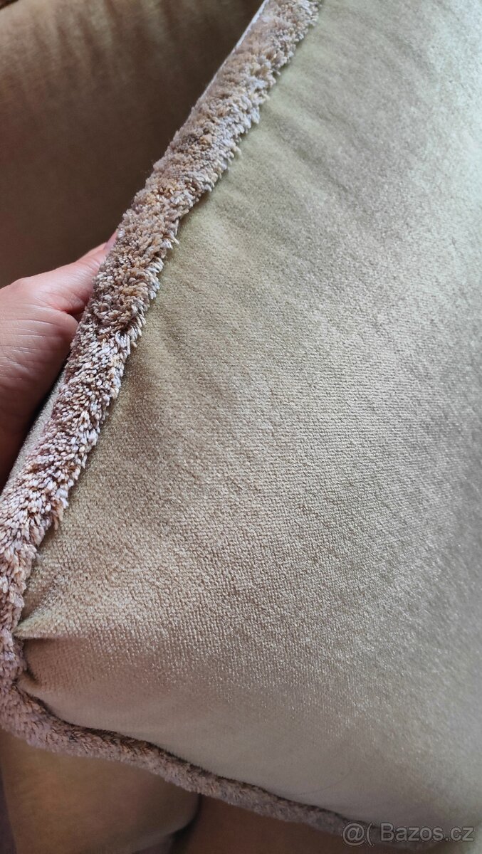 Sedačka trojmístná/pohovka/gauč - 5