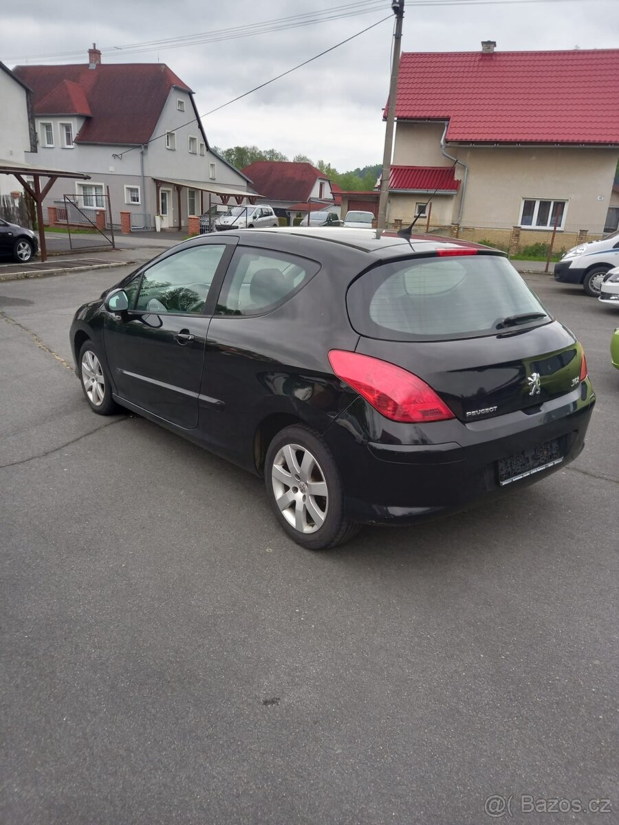 PEUGEOT 308 1.6 HDI sport - 5