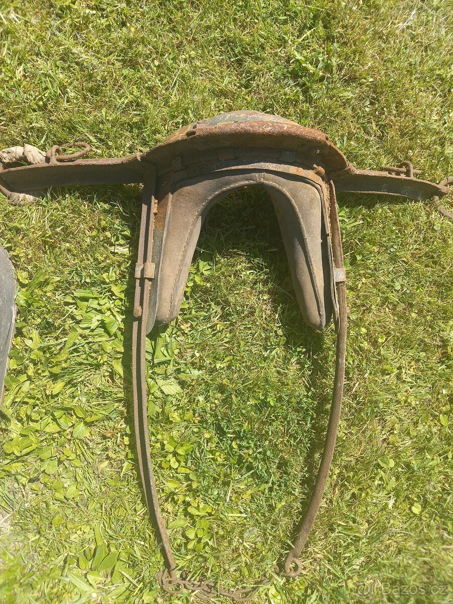 Židle, měch a chomout - 5