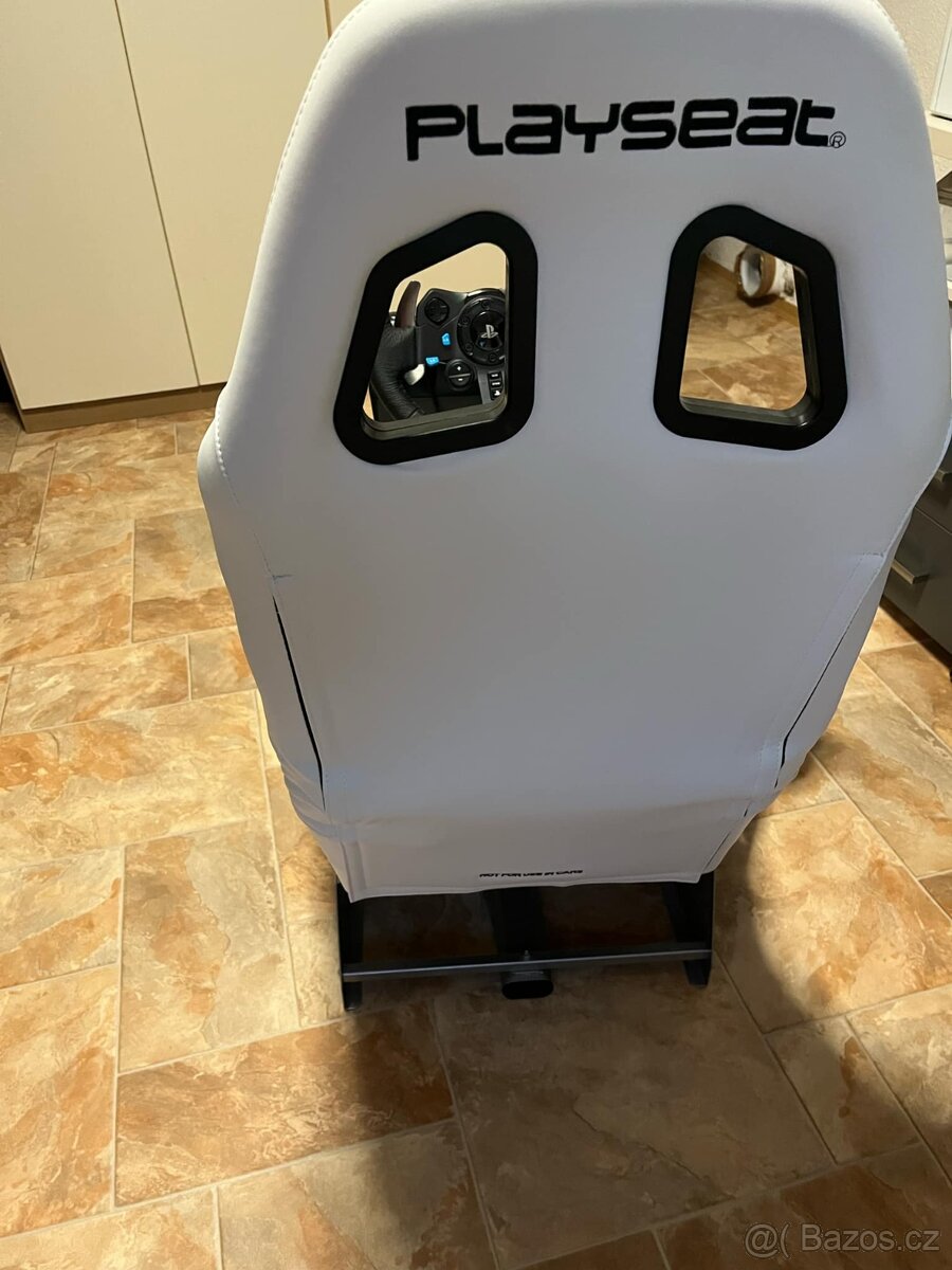 Volant Logitech G29, křeslo Playseat Evolution - 5