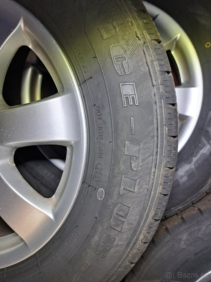 Alu kola s pneu zimni Mercedes 235 65 R17 - 5