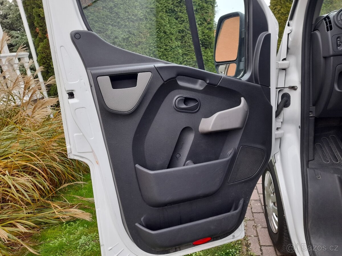 Predám Renault Master 2.3dci - 5