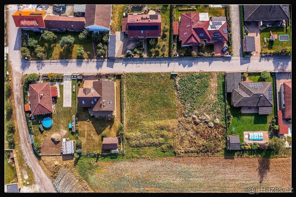 Prodej stavebního pozemku 913 m² Libníč - 5