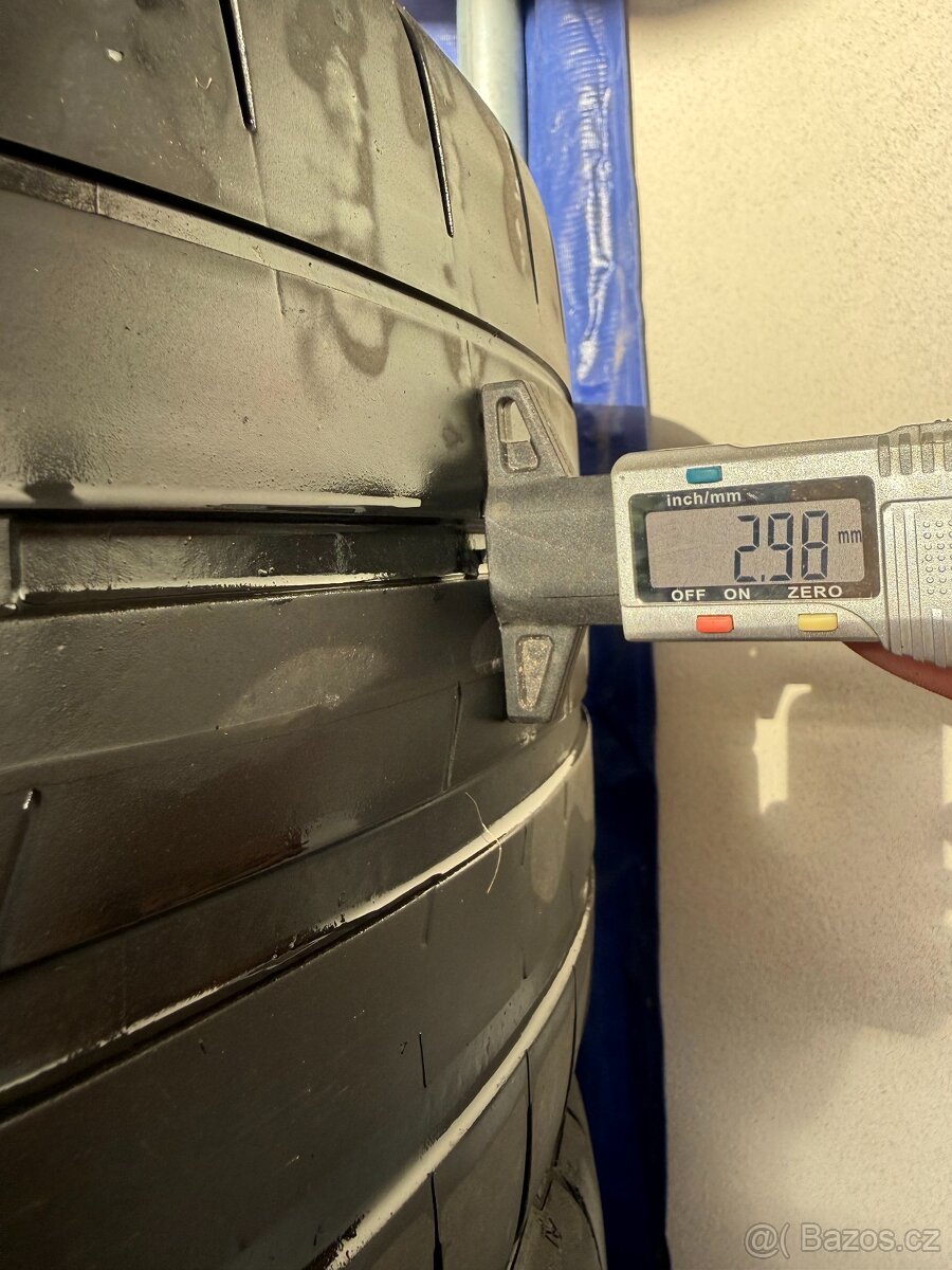 Letní sada 255/35 R20 Hankook - 5