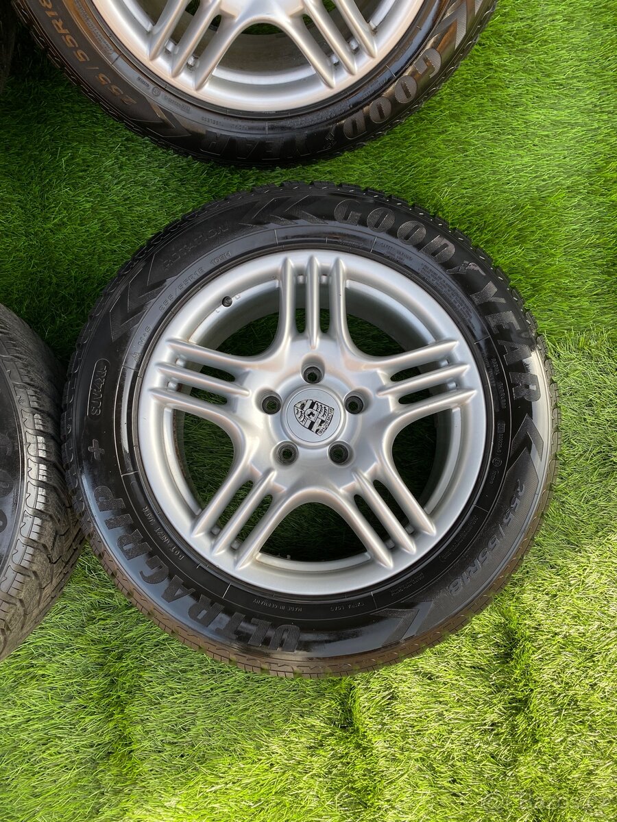 Porsche Cayenne kola - 5