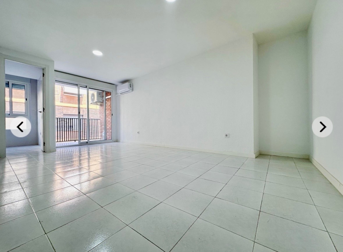 Na prodej Apartmán s garází u moře ve Španělsku - 5