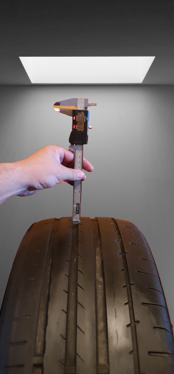 245/40/18 Tomket - letní - na dobírku - 5