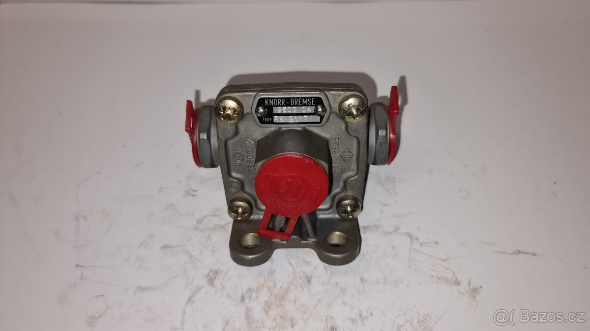 Reléový ventil KNORR-BREMSE 9503 04 Type RE 2117 - 5