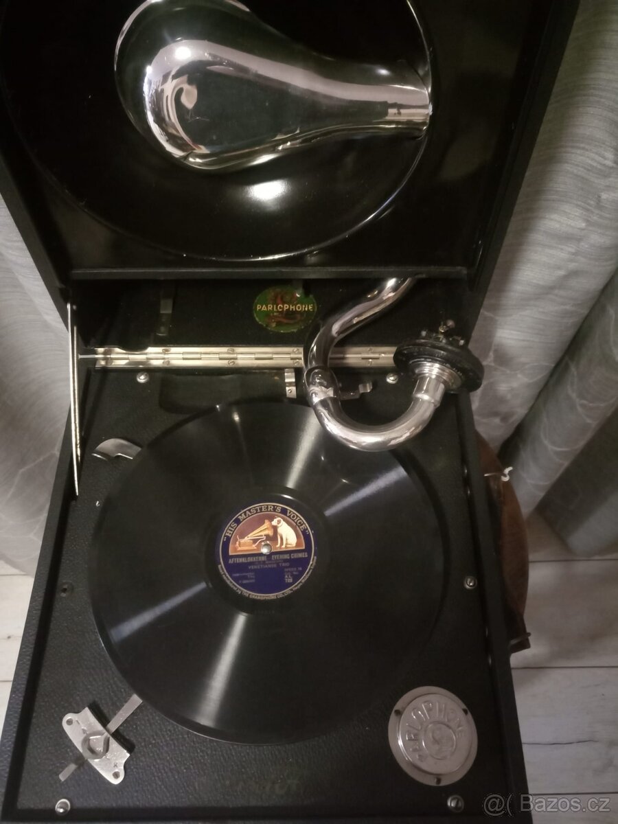Kufříkový gramofon "Parlophone" - 5