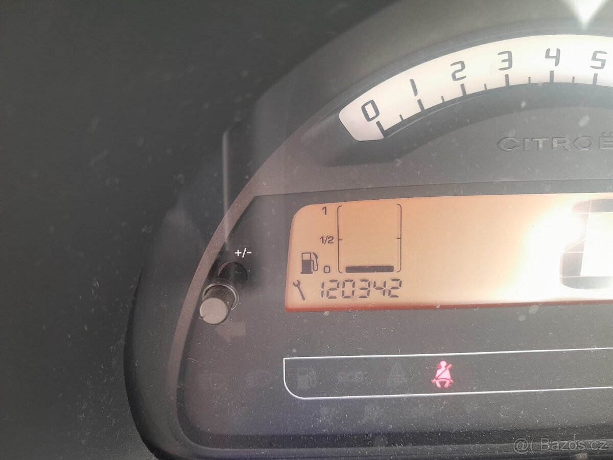 Prodám Citroen C3 1.1 benzin - 5