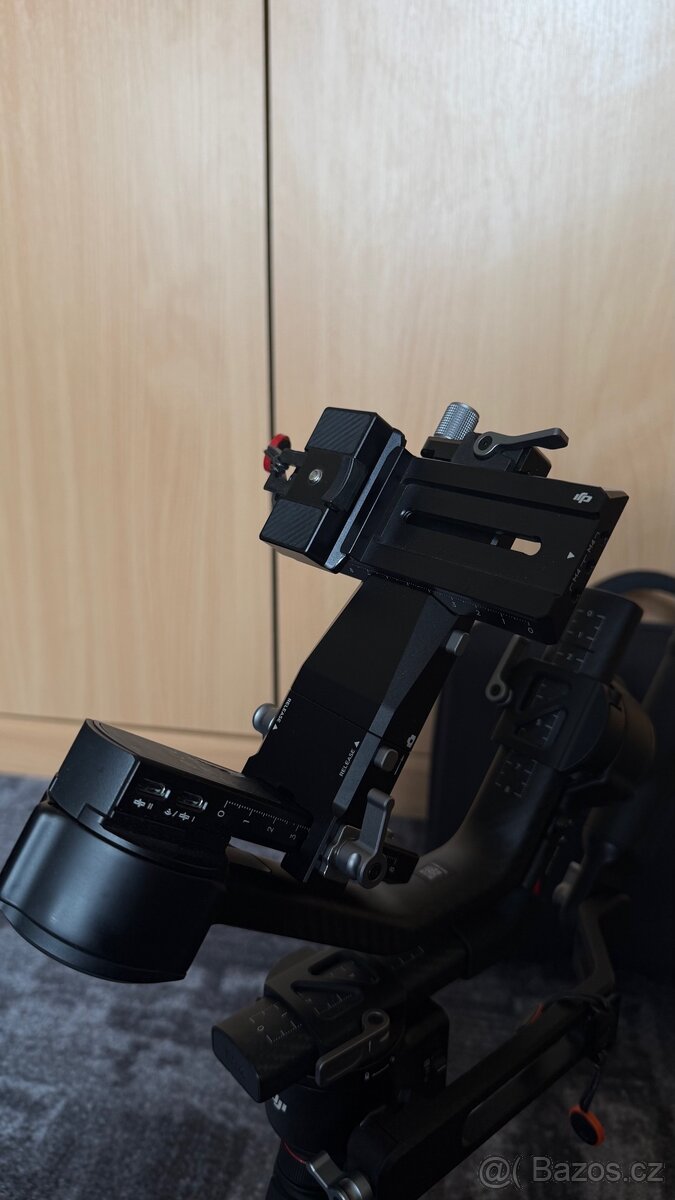 DJI Ronin RS 4 Pro - top stav - 5