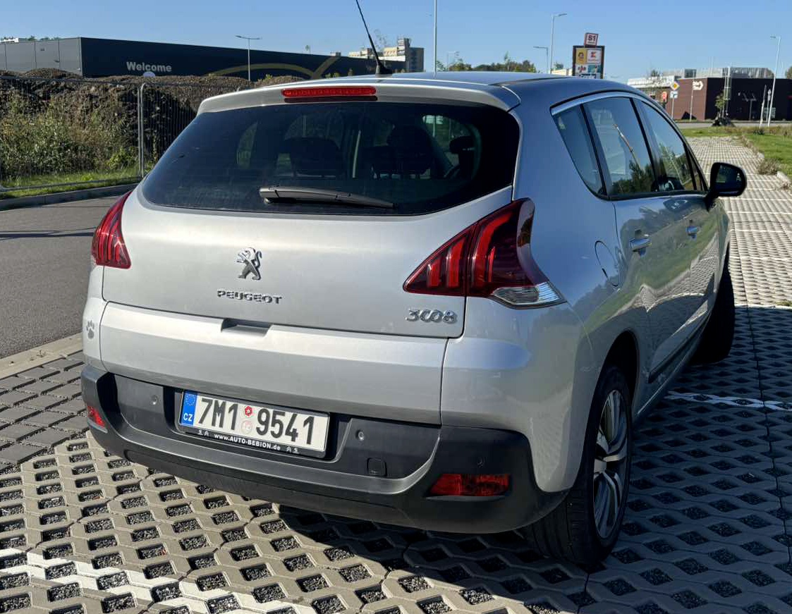 Peugeot 3008 1.6 115kW benzín, 76tis km - 5