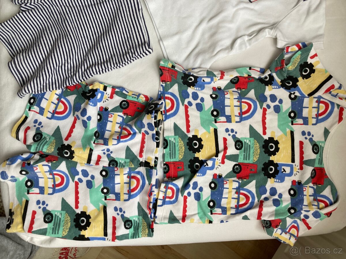 Obleceni kluk 18-24 mes (teplaky,, body, pyzamka) - 5